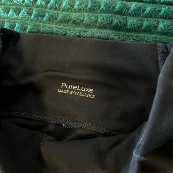 Fabletics black pure luxe leggings, size small - Picture 2 of 4